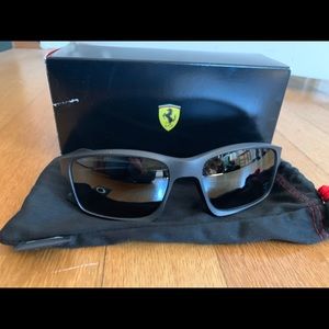 Chain link Scuderia Ferrari edition Oakley’s